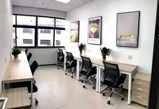 无人收费停车场