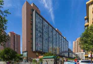 云南婚礼地爆球布置